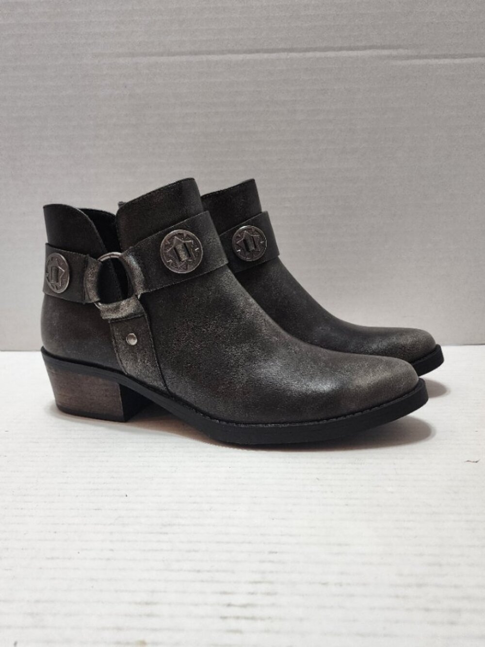 New Frye and Co. Helia Ankle Boots - Black - Size 7.5